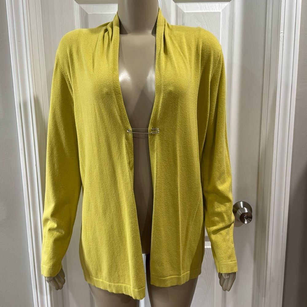 J.MCLAUGHLIN LIME GREEN CARDIGAN